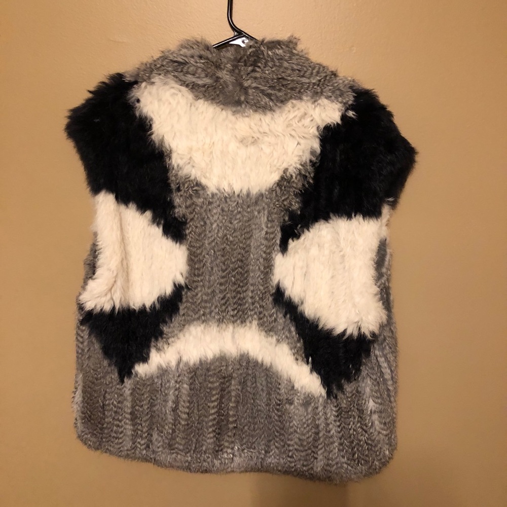 Vest - Picture 4 of 4